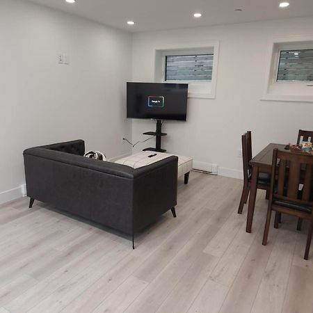 Signature Elegant Private Entrance Condo 1Br Haven Ванкувър Екстериор снимка